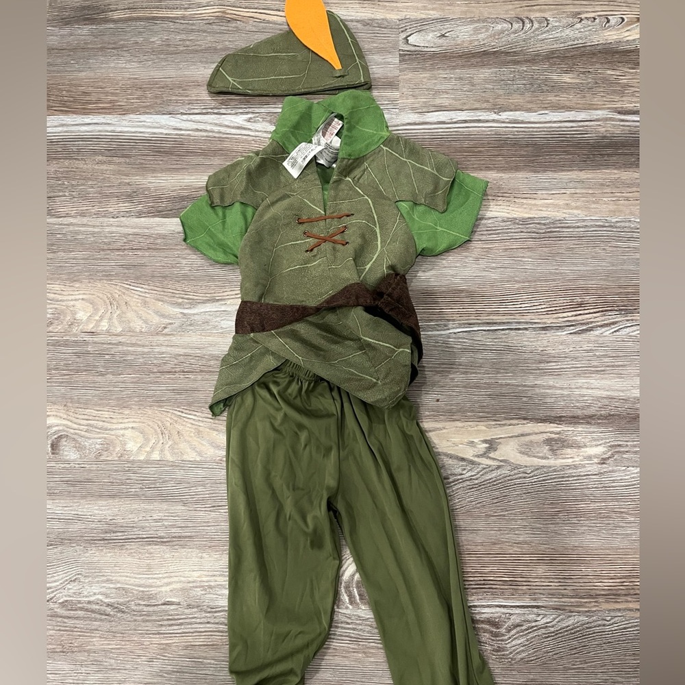 Toddler Disney Store Peter Pan costume 3